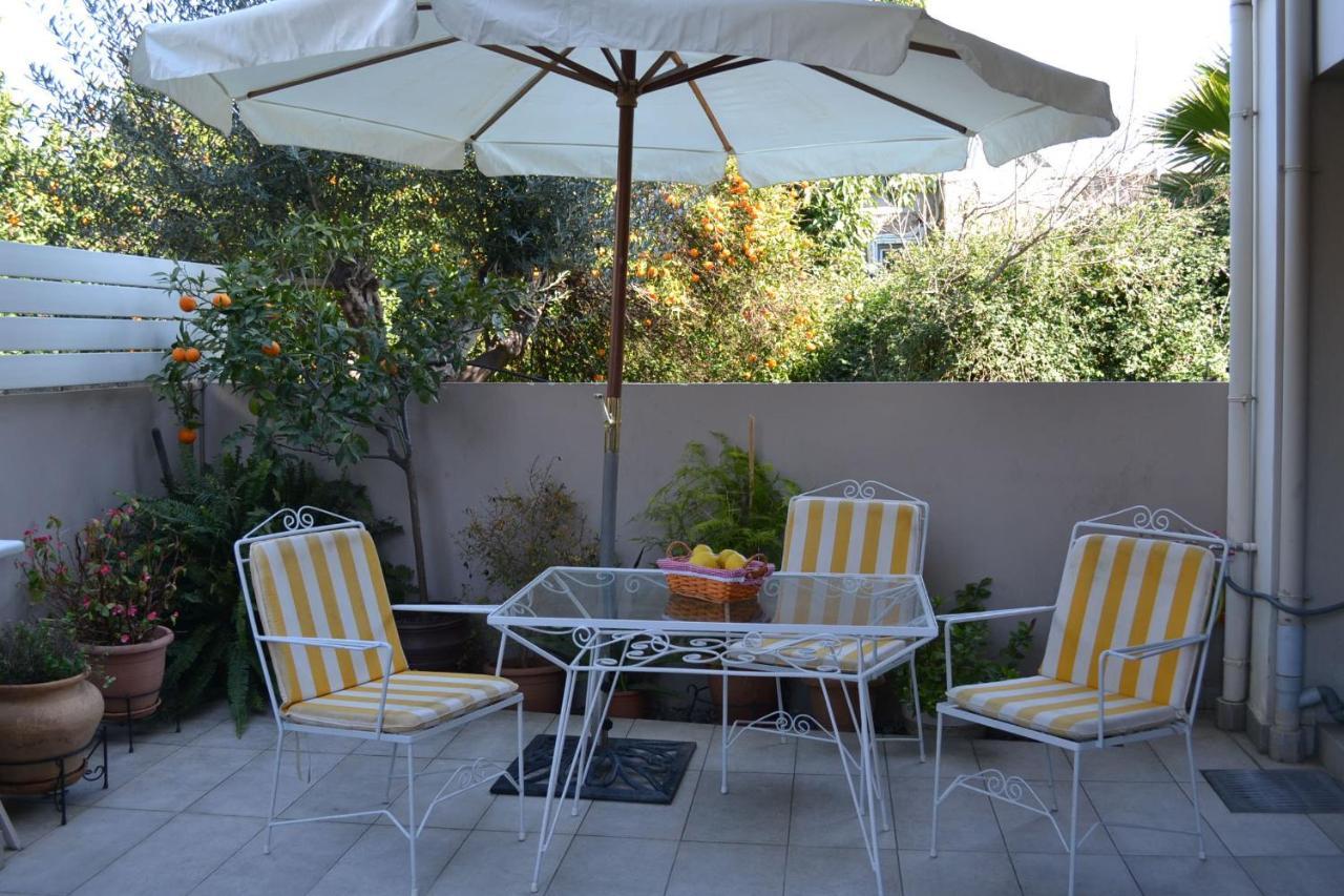 Kalamata Beach Maizonette Ground Floor And Semi-Basement With Yard Eksteriør billede