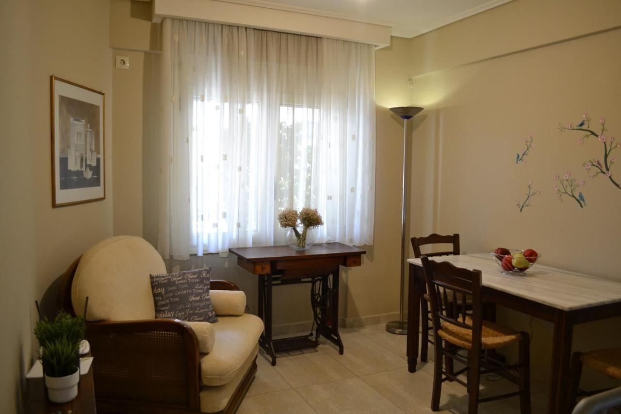 Kalamata Beach Maizonette Ground Floor And Semi-Basement With Yard Eksteriør billede